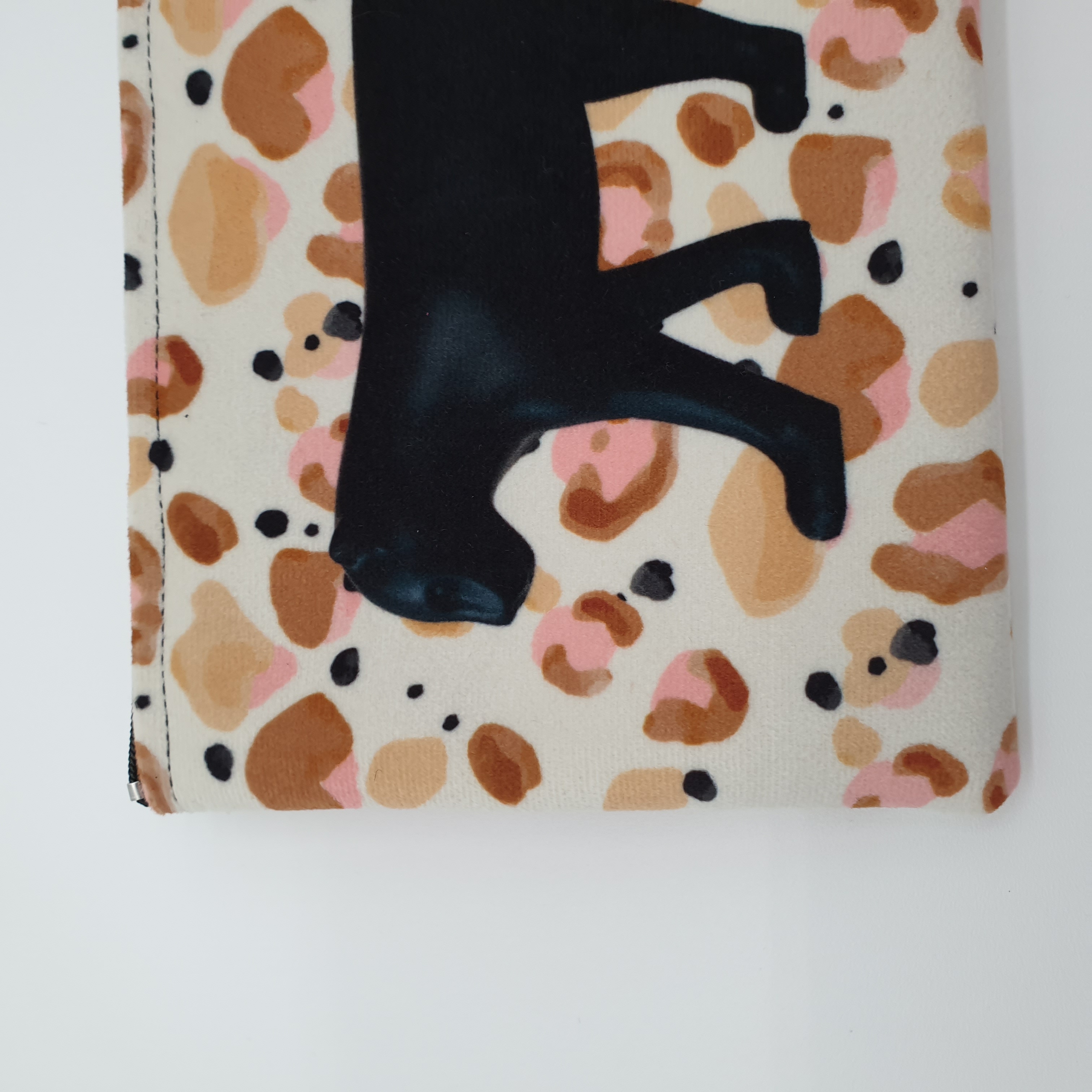 pochette panthère noire