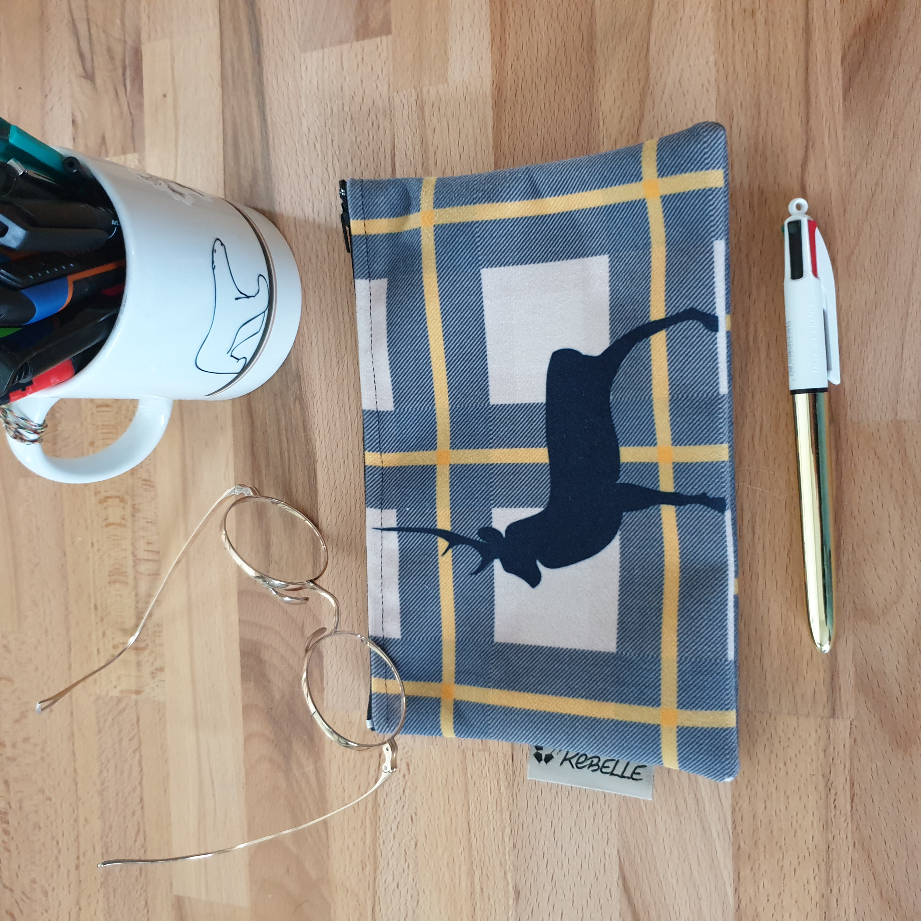 trousse velours cerf