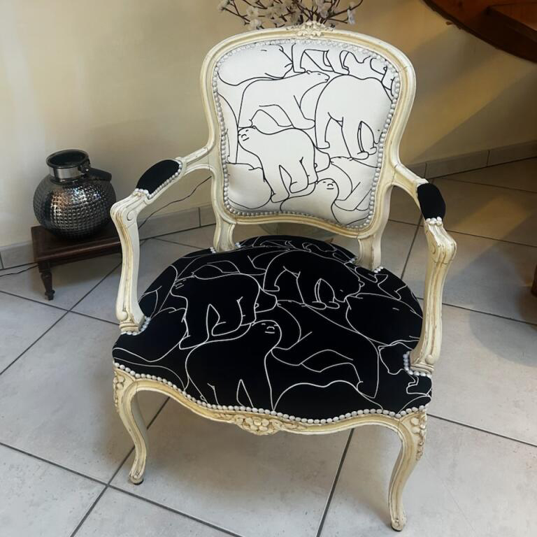 cabriolet ours noir et blanc